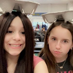 Meet your Posher, Ella